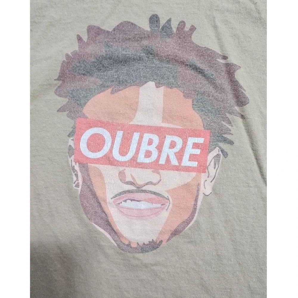 Port & Company Kelly Oubre‎ Jr Graphic T-Shirt Mens XL Tan NBA Basketball Tee